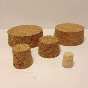 KORK OLIKA STORLEKAR