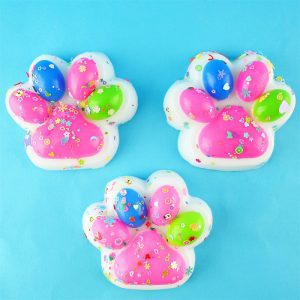 SQUISHY CAT PAW 195G SOLID 10CM